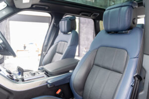 レンジローバースポーツ HSEダイナミック(ディーゼル) 4WD