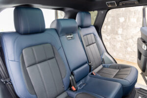 レンジローバースポーツ HSEダイナミック(ディーゼル) 4WD