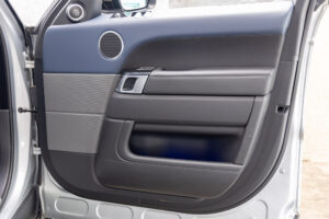 レンジローバースポーツ HSEダイナミック(ディーゼル) 4WD