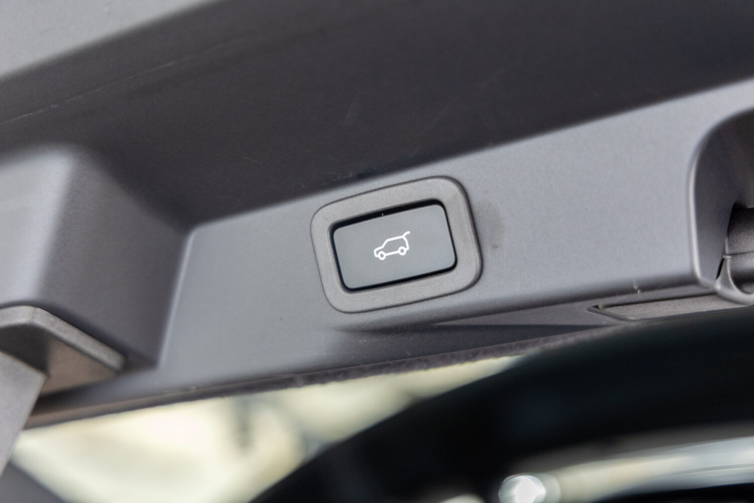 レンジローバースポーツ HSEダイナミック(ディーゼル) 4WD