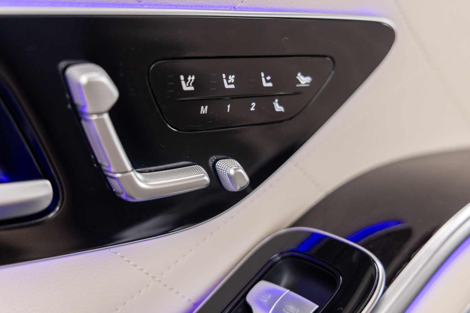 Sクラス S500 4MATICロング AMGライン(ISG) 4WD MP202202