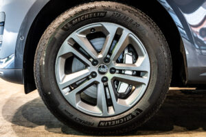 レンジローバースポーツ S D300 4WD