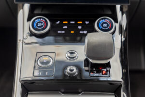 レンジローバースポーツ S D300 4WD