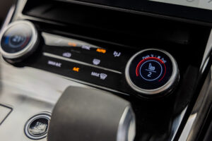 レンジローバースポーツ S D300 4WD