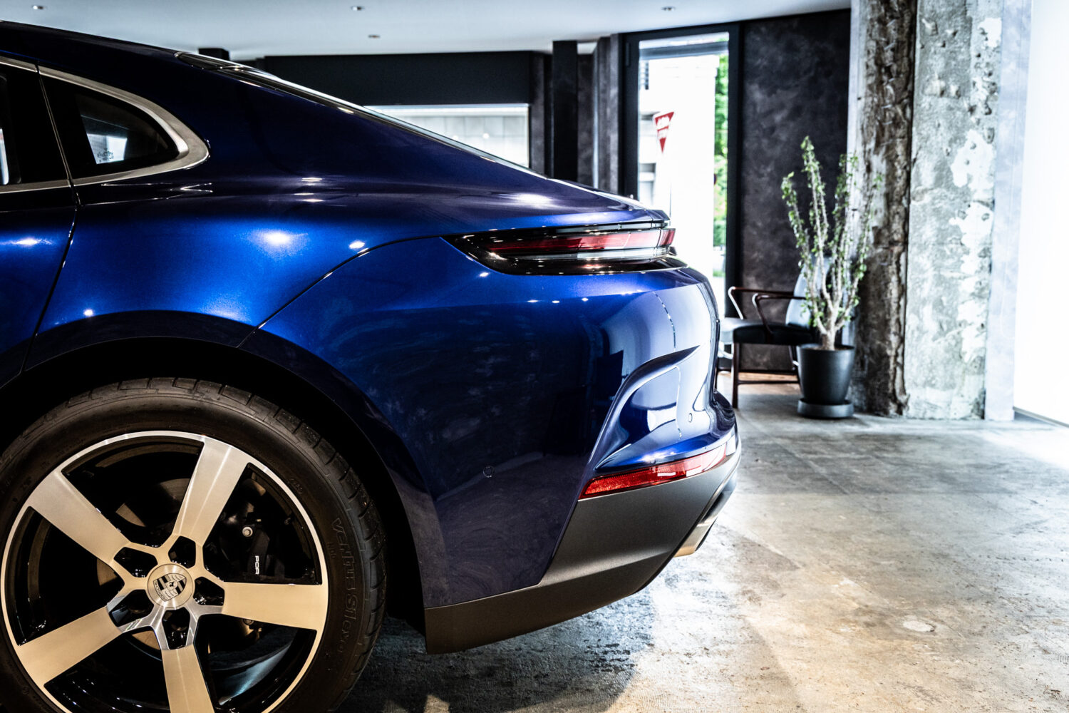 パナメーラ　2.9