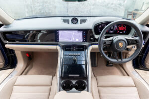 パナメーラ　2.9