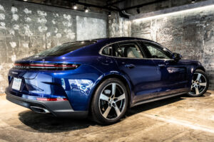 パナメーラ　2.9