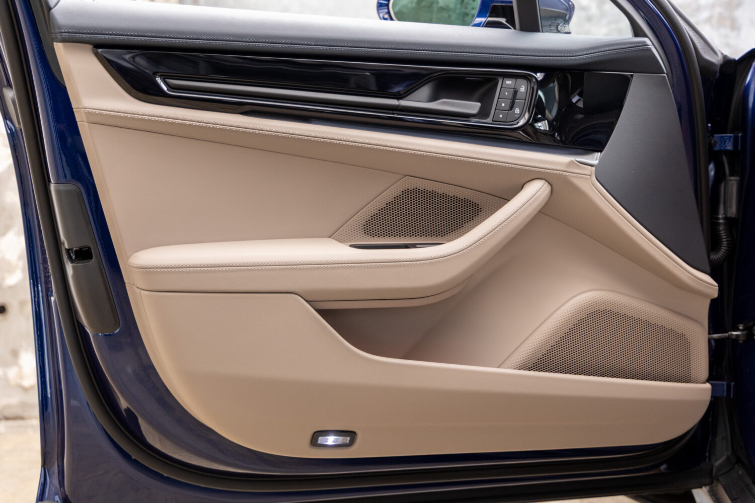 パナメーラ　2.9