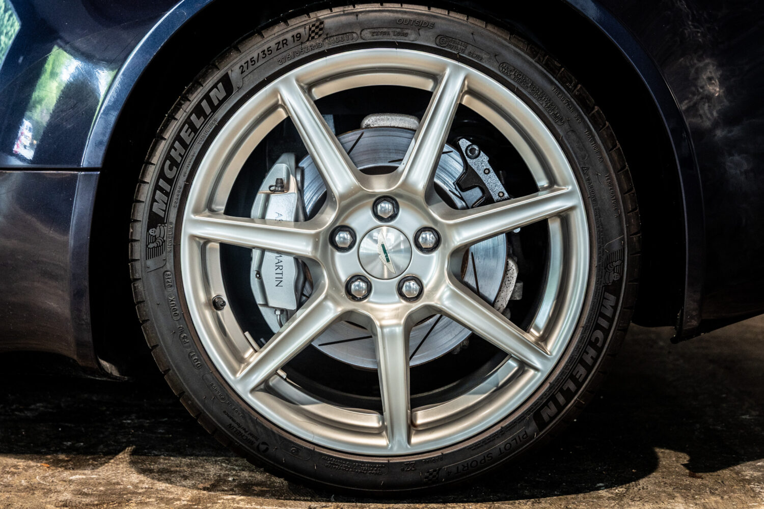 V8ヴァンテージ スポーツシフト