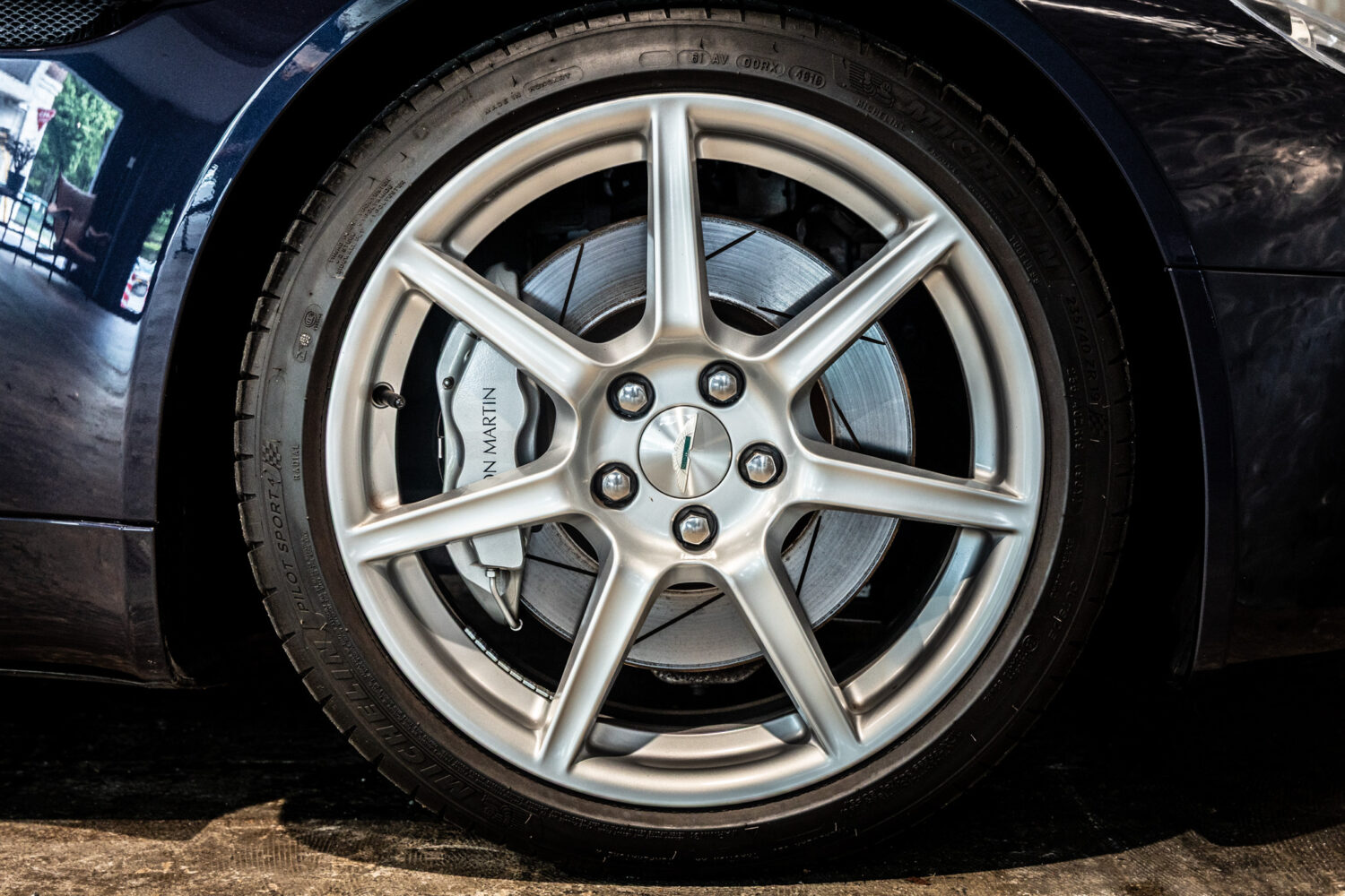 V8ヴァンテージ スポーツシフト