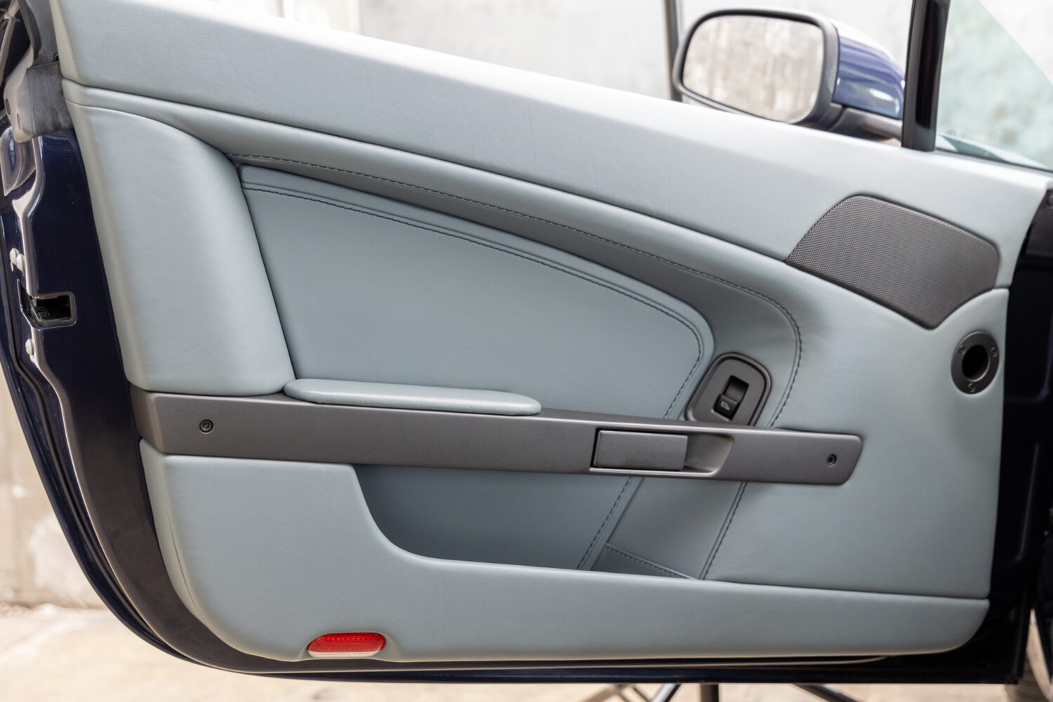 V8ヴァンテージ スポーツシフト