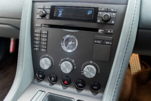 V8ヴァンテージ スポーツシフト