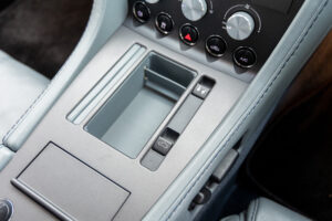 V8ヴァンテージ スポーツシフト