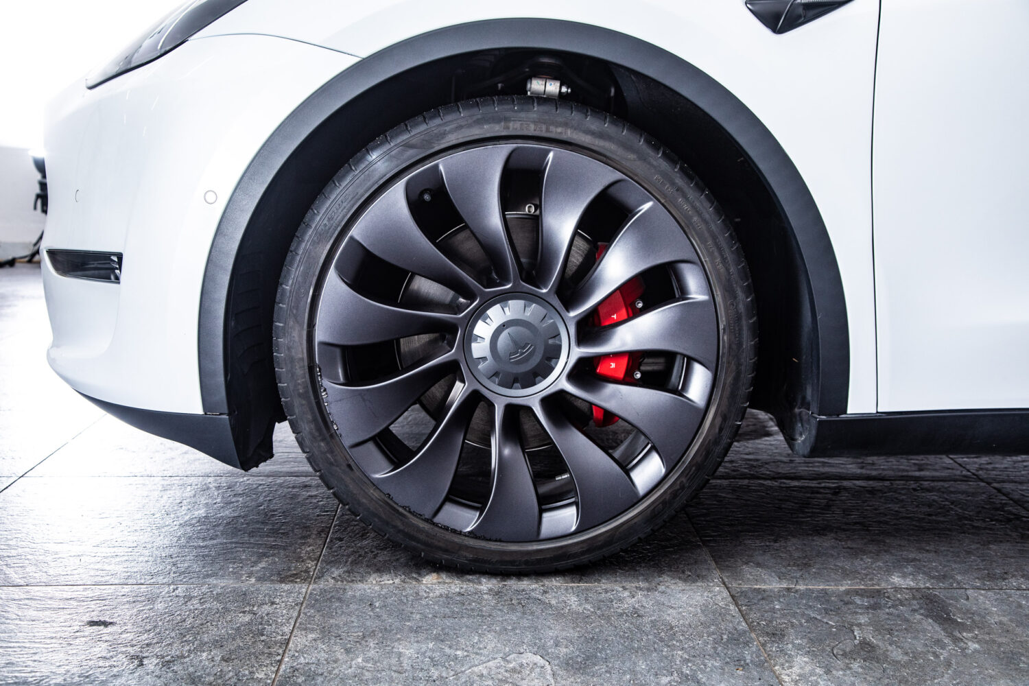 モデルY パフォーマンス 4WD