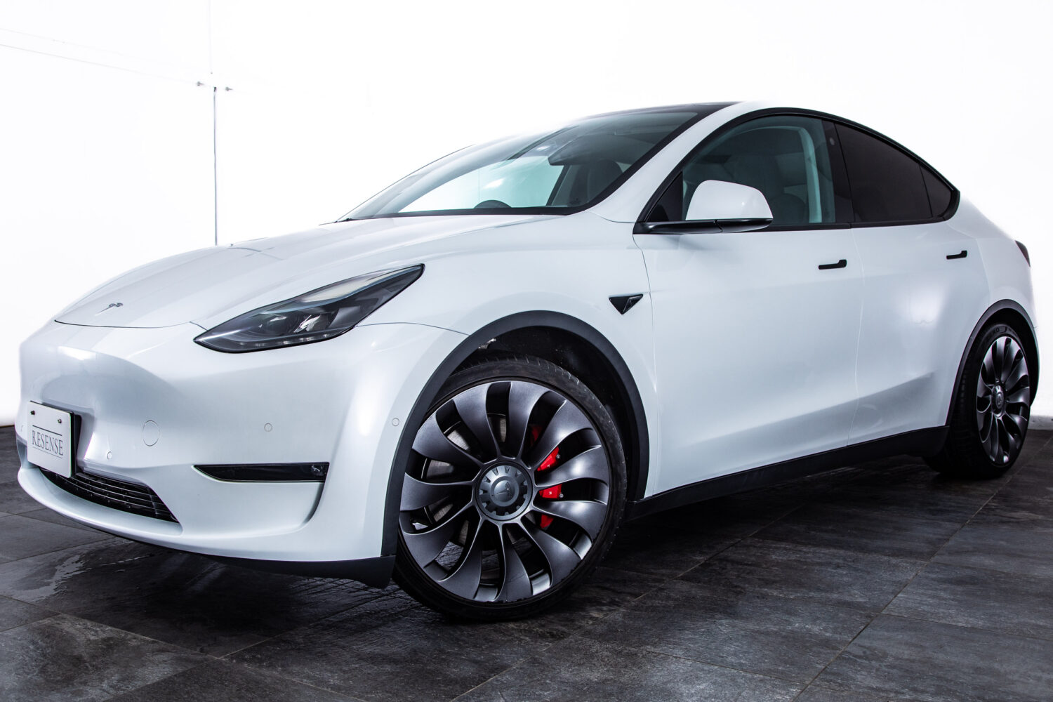 モデルY パフォーマンス 4WD