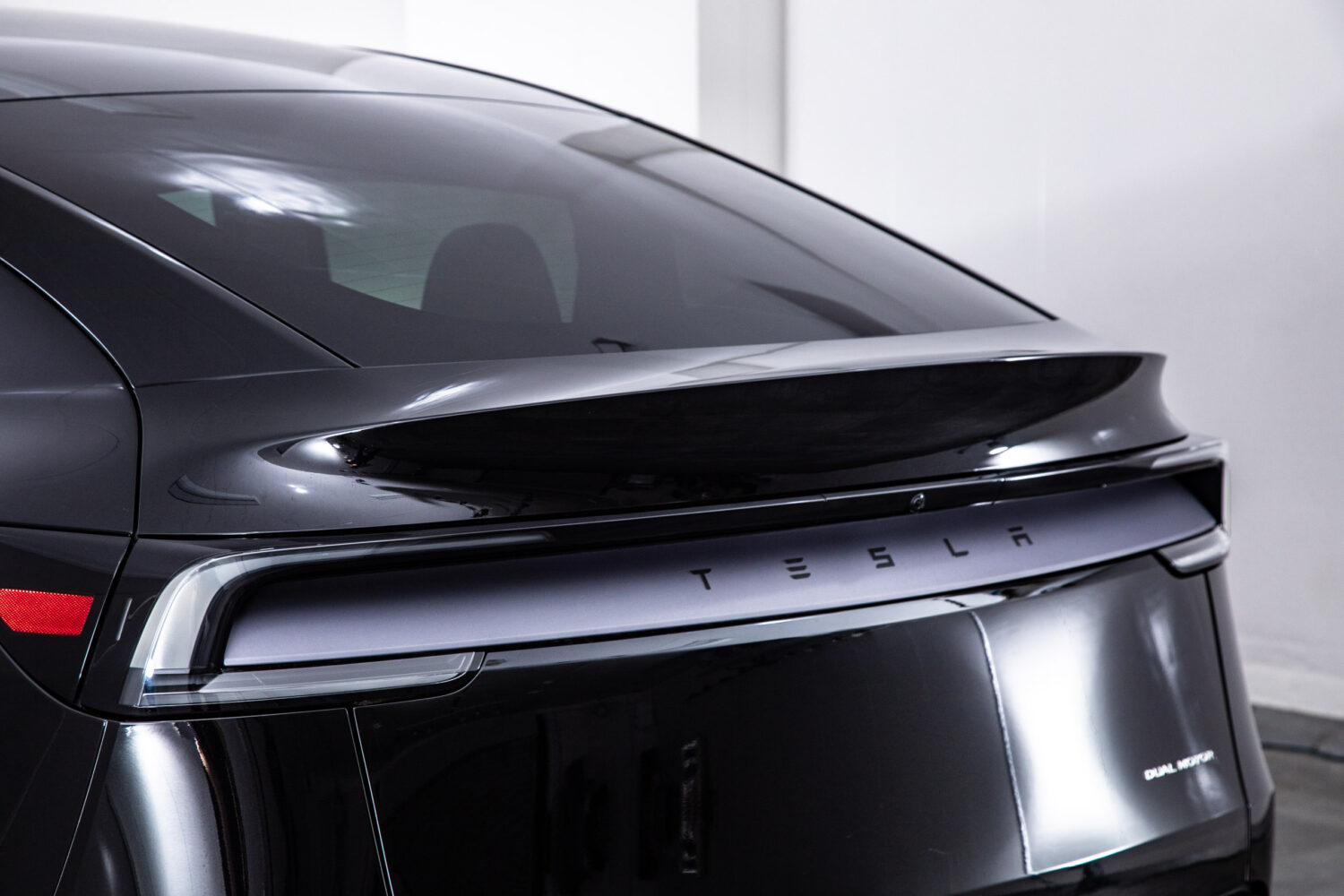 モデルY ロングレンジ 4WD