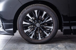 アルファード スぺーシャスラウンジ HEV2.5 4WD