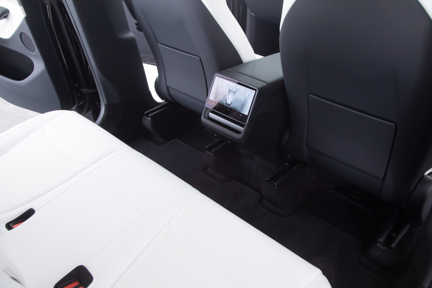 モデルY ロングレンジ 4WD