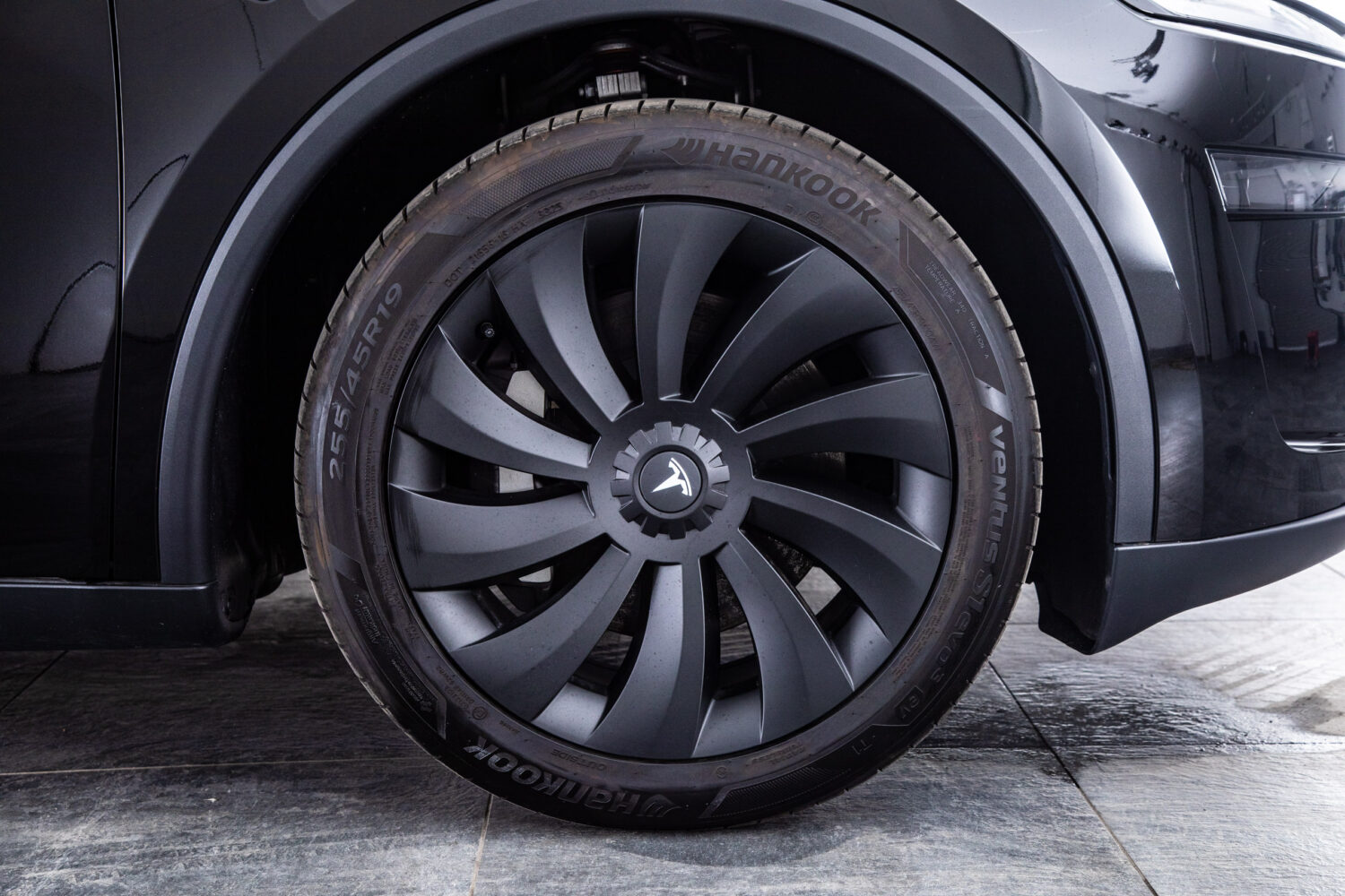 モデルY ロングレンジ 4WD