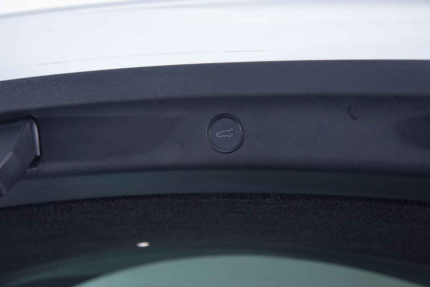 モデルY パフォーマンス 4WD