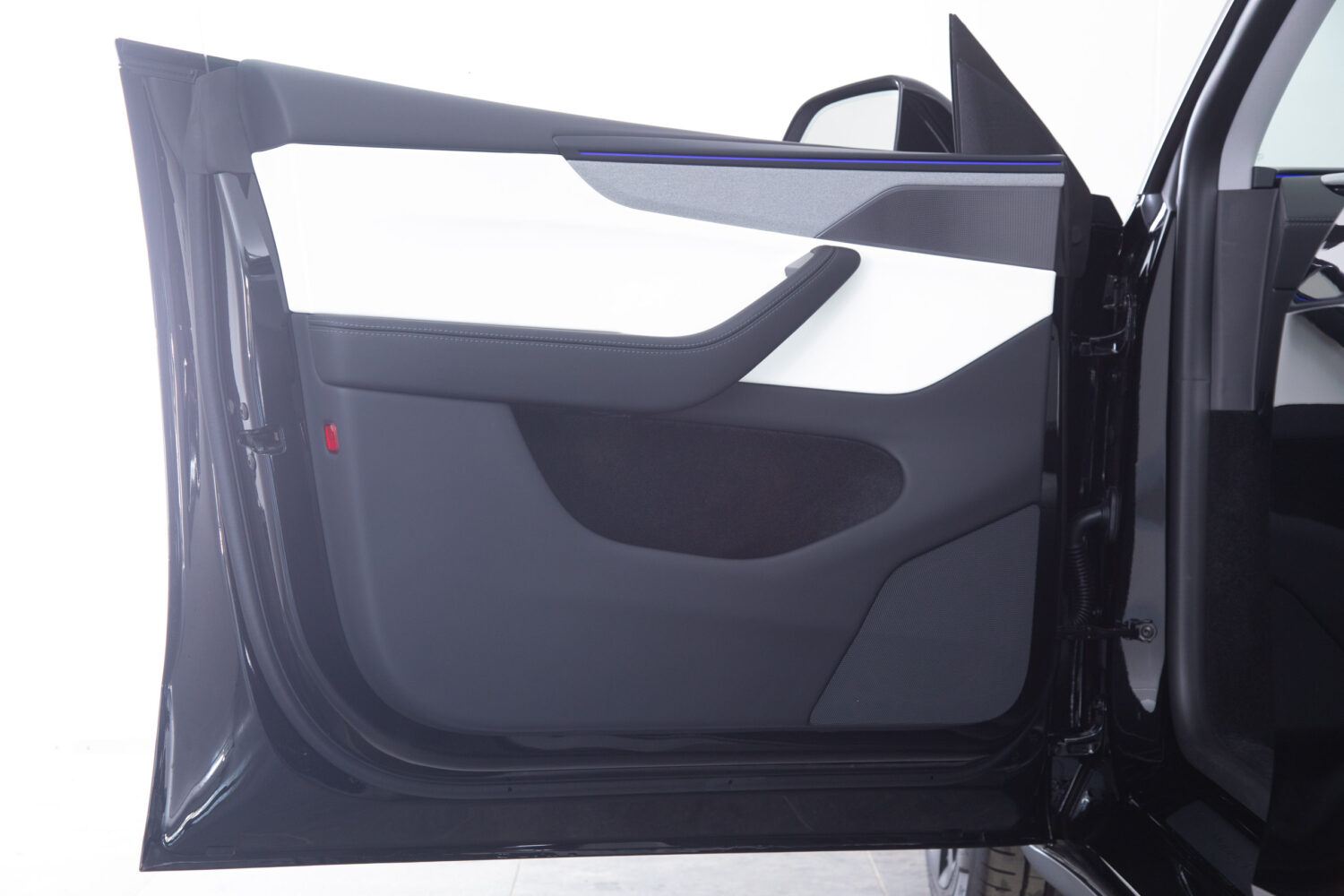 モデルY ロングレンジ 4WD