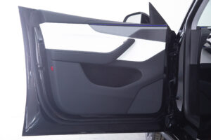 モデルY ロングレンジ 4WD