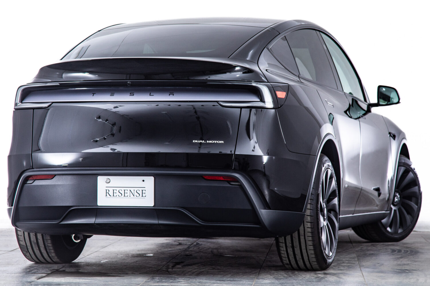 モデルY ロングレンジ 4WD