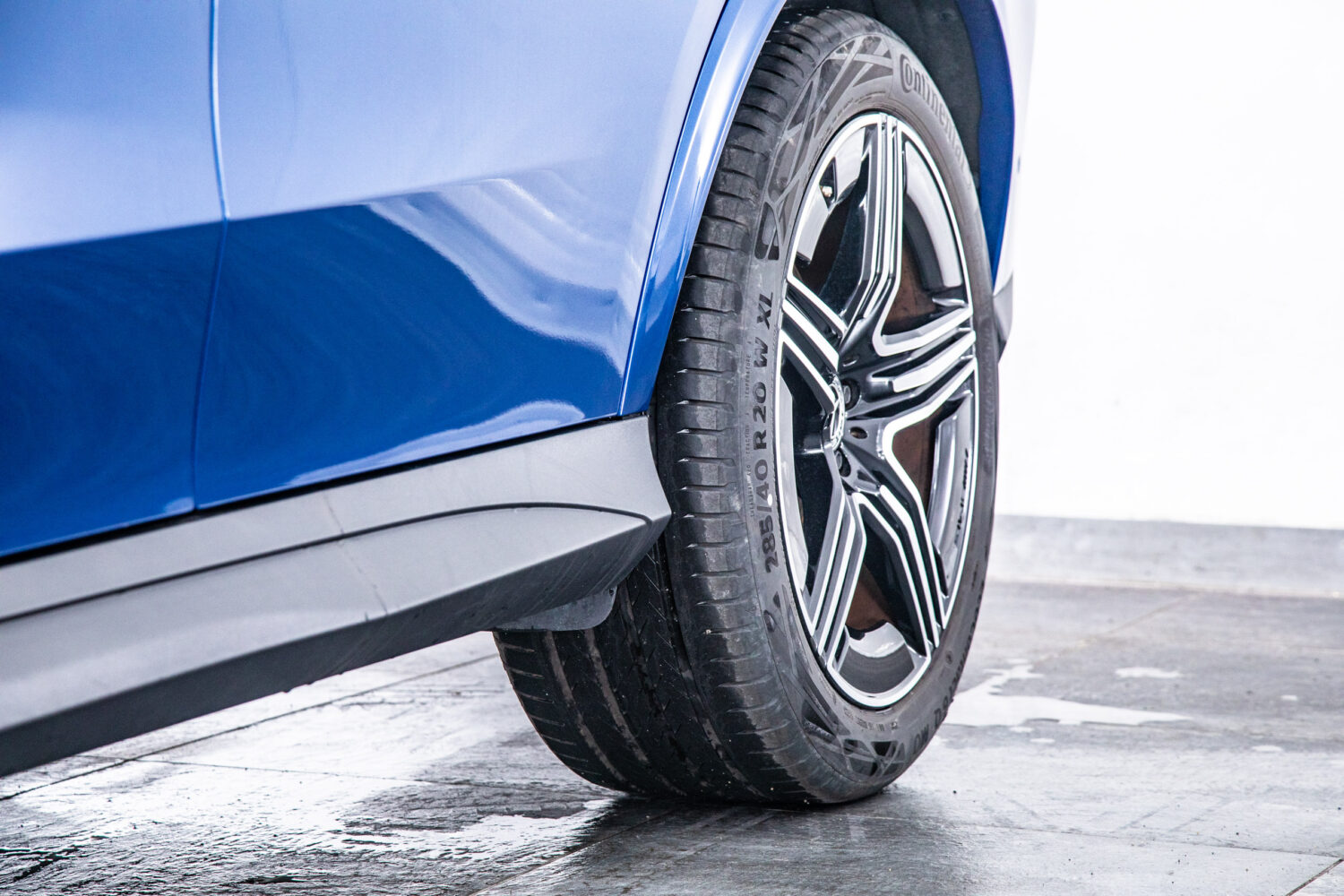 GLCクーペ220d 4マチック（ISG）AMGライン 4WD