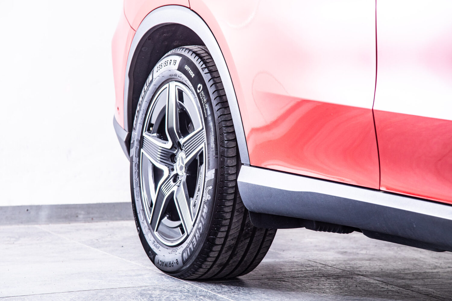 GLC220d 4マチック（ISG）AMGライン 4WD