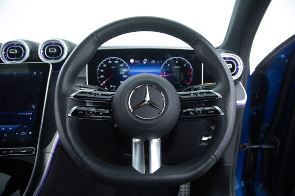 GLCクーペ220d 4マチック(ISG)AMGライン 4WD