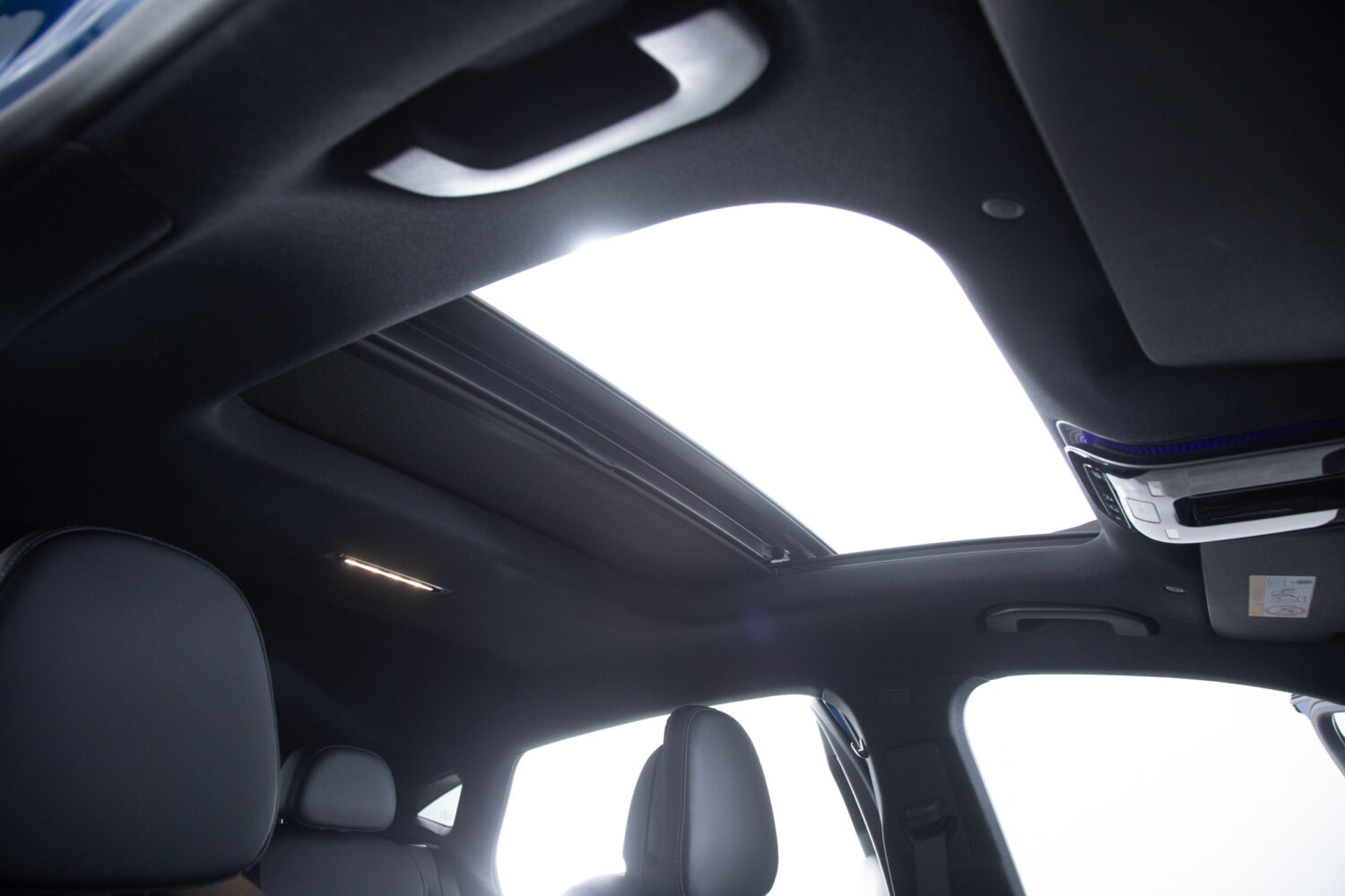 GLCクーペ220d 4マチック（ISG）AMGライン 4WD