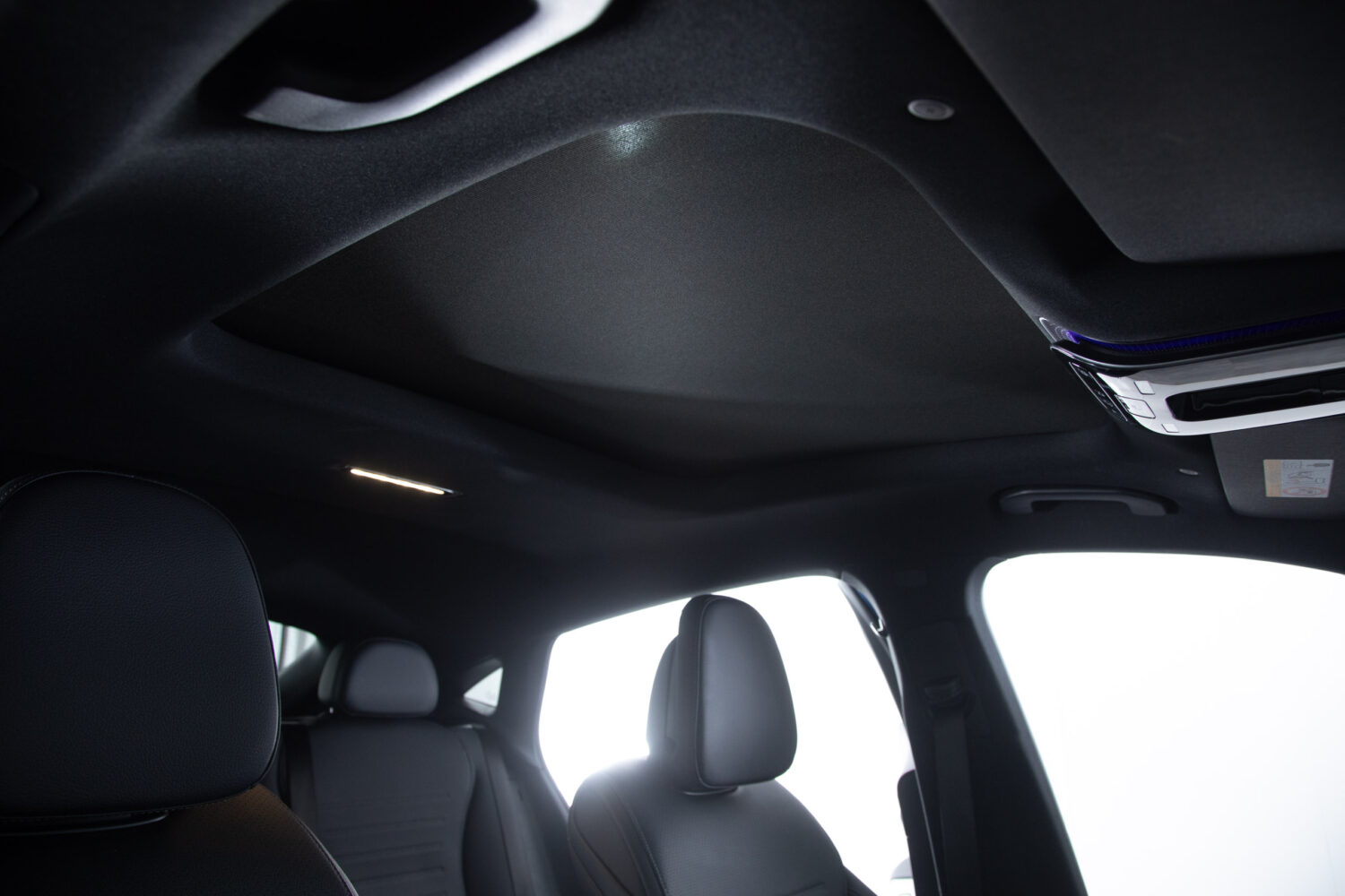 GLCクーペ220d 4マチック（ISG）AMGライン 4WD