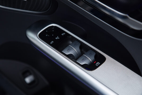 GLCクーペ220d 4マチック(ISG)AMGライン 4WD