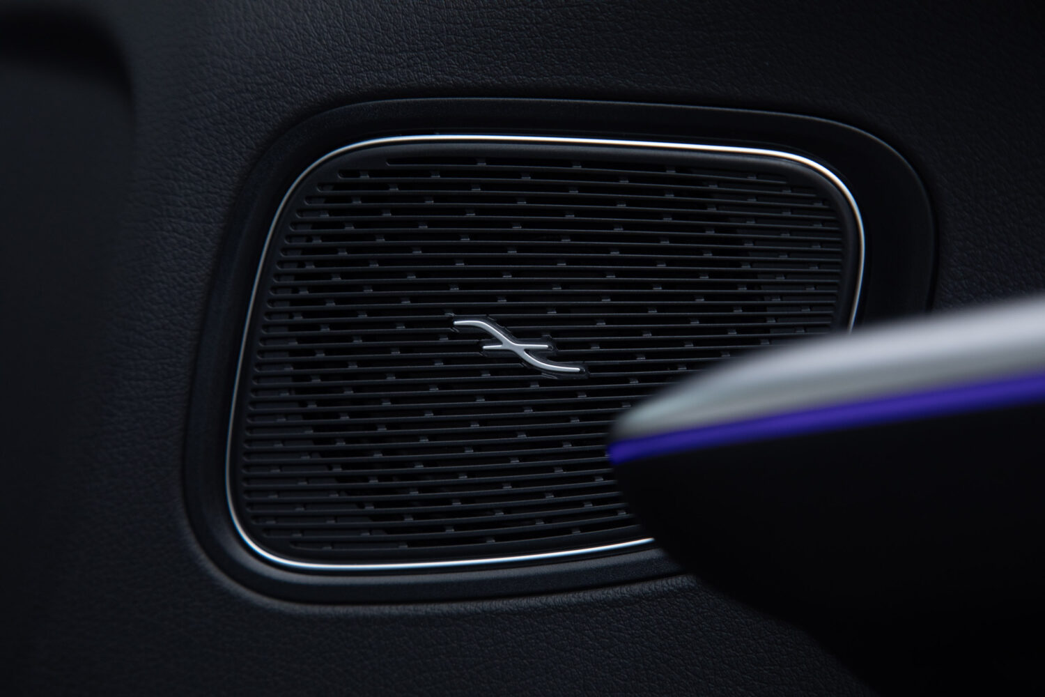 GLCクーペ220d 4マチック（ISG）AMGライン 4WD