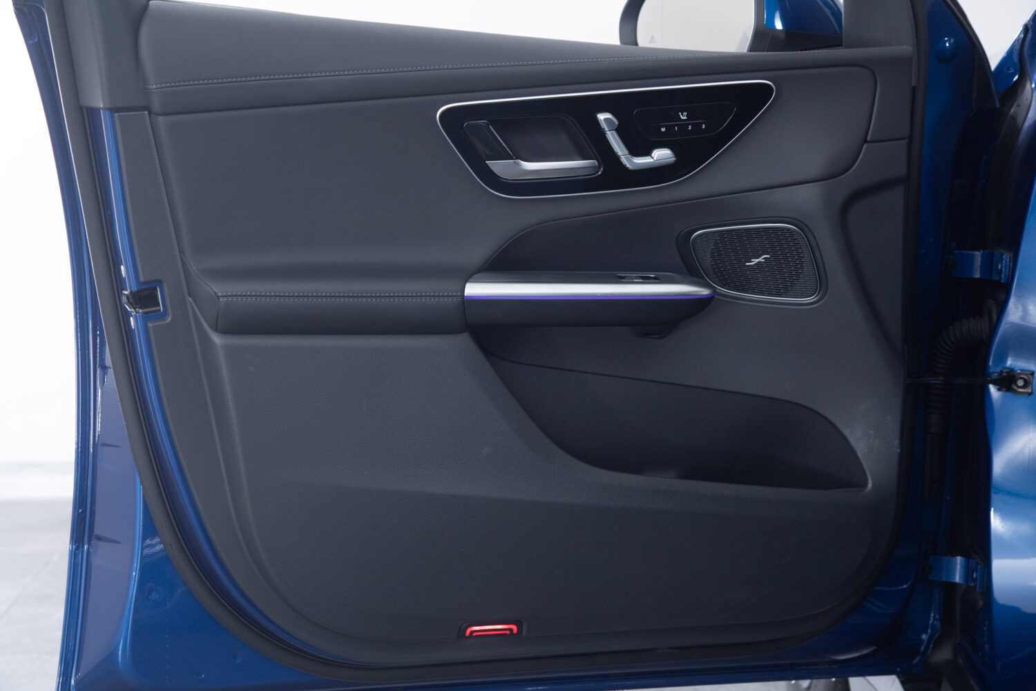 GLCクーペ220d 4マチック（ISG）AMGライン 4WD