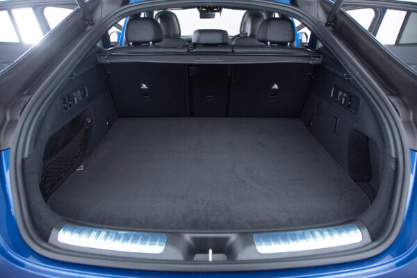 GLCクーペ220d 4マチック(ISG)AMGライン 4WD