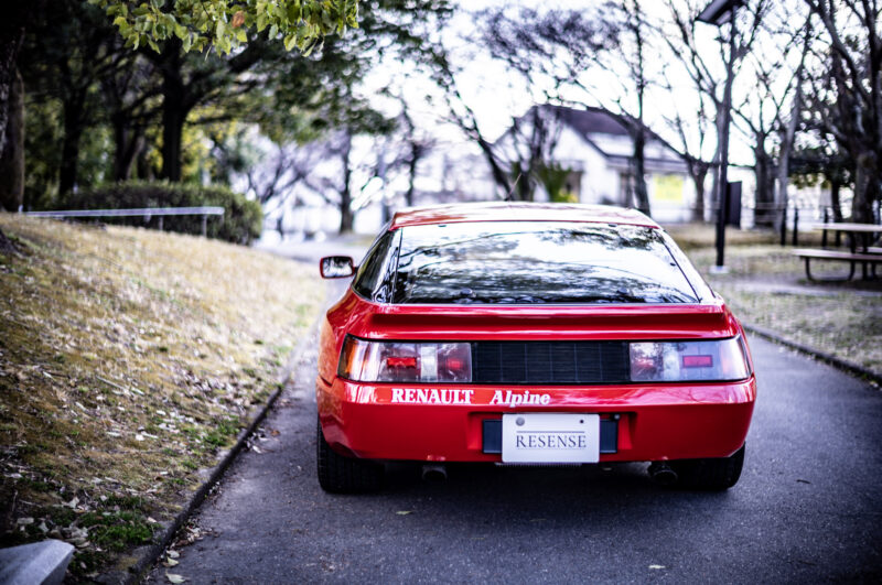 ルノー・アルピーヌV6ターボ（1990）触れた瞬間、虜になる