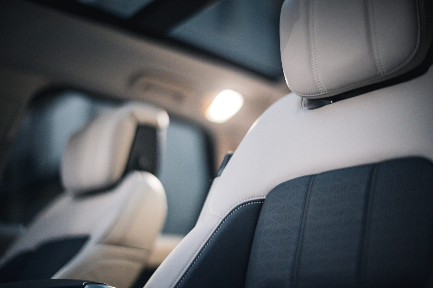 レンジローバースポーツ オートバイオグラフィ ダイナミック(2020)王道のまま、野生を飼う