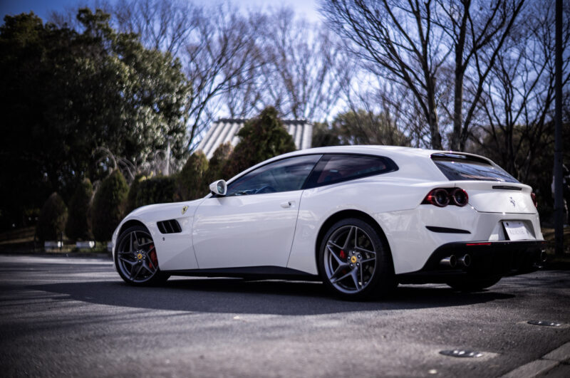 フェラーリ・GTC4ルッソT(2020)贅沢という名のフェラーリ