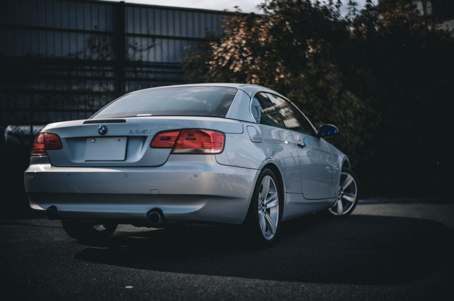 BMW・335iカブリオレ(2007)伝統をその手に