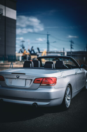 BMW・335iカブリオレ（2007）伝統をその手に