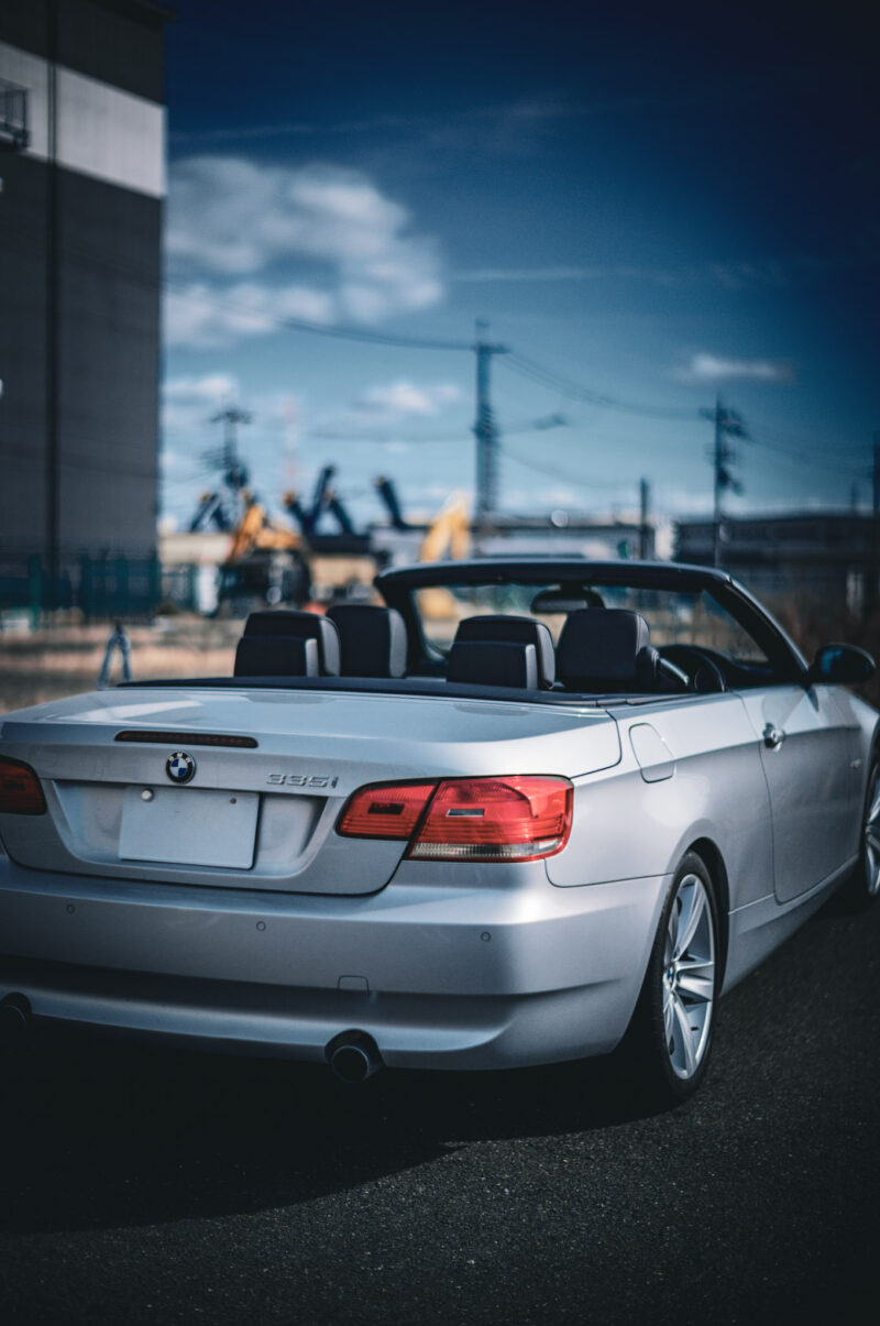 BMW・335iカブリオレ（2007）伝統をその手に