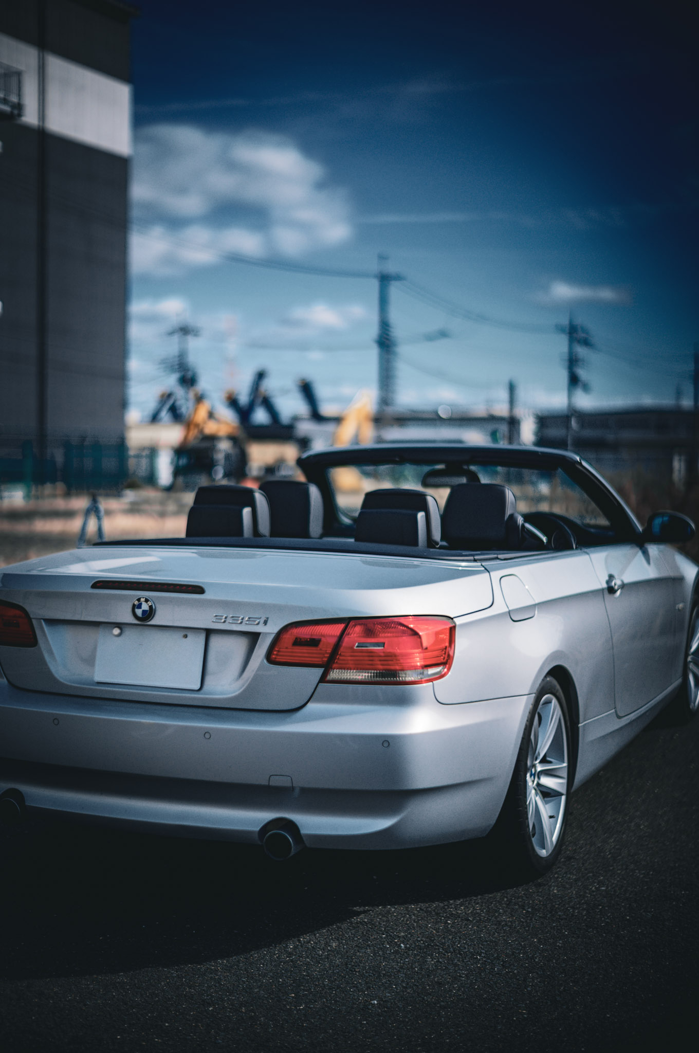 E93型3シリーズカブリオレの登場は2007年です。
まもなく20年を迎えるモデルですが、コンディションの良い個体は年々少なくなってきています。