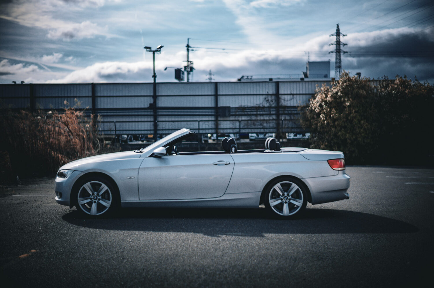 BMW・335iカブリオレ(2007)伝統をその手に