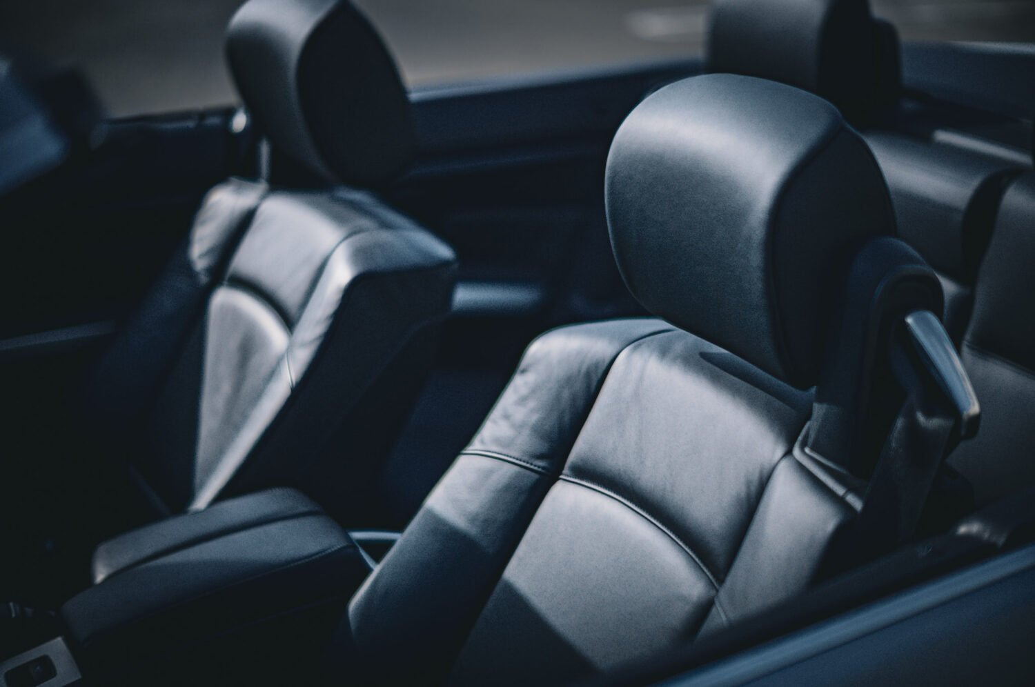 BMW・335iカブリオレ(2007)伝統をその手に