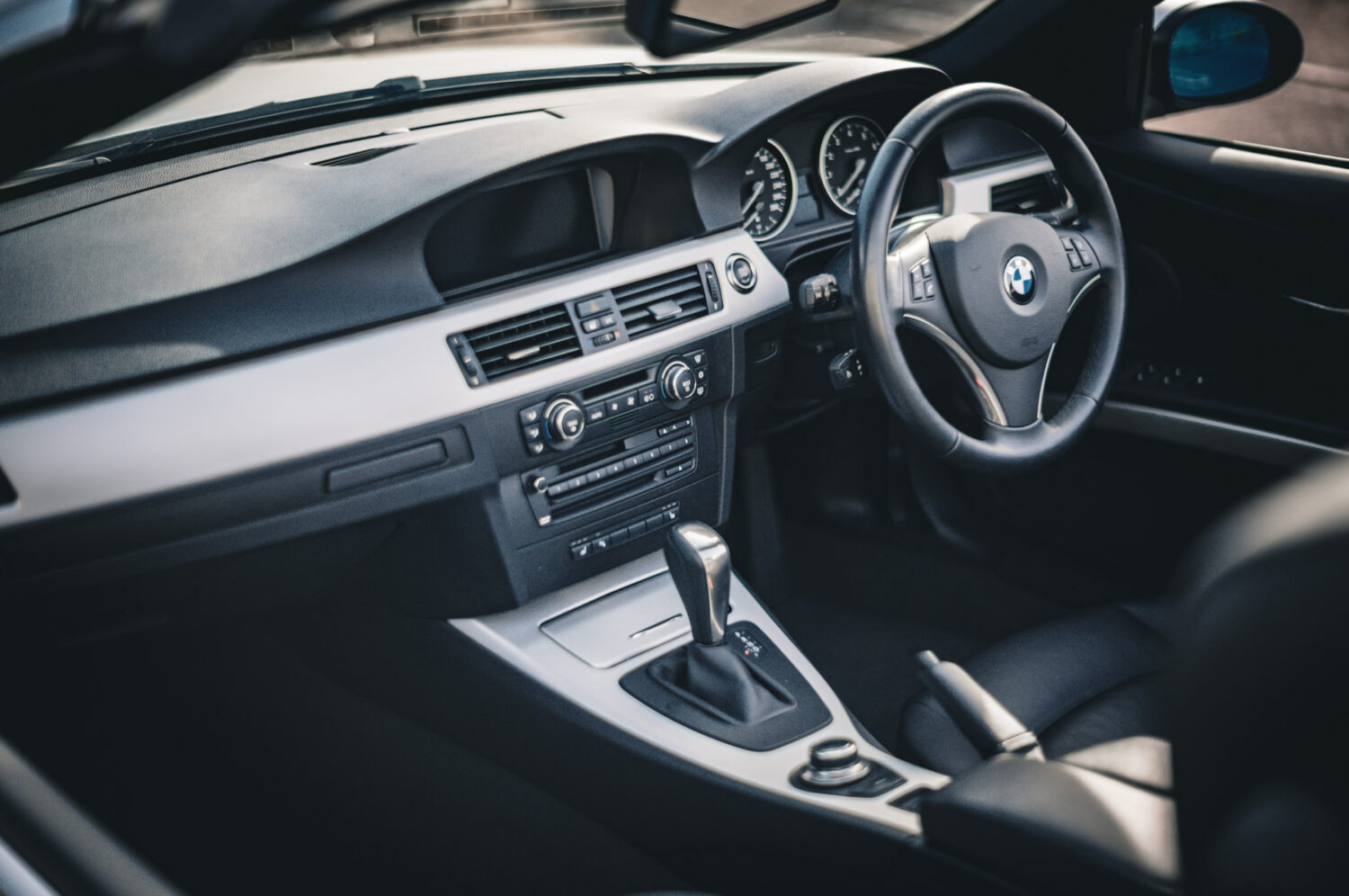 BMW・335iカブリオレ(2007)伝統をその手に