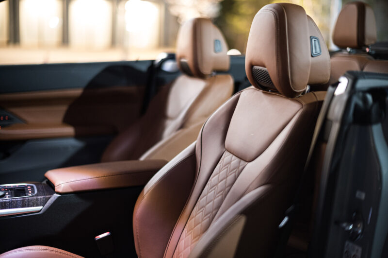 BMW・420iカブリオレ（2023）軽やかな優男