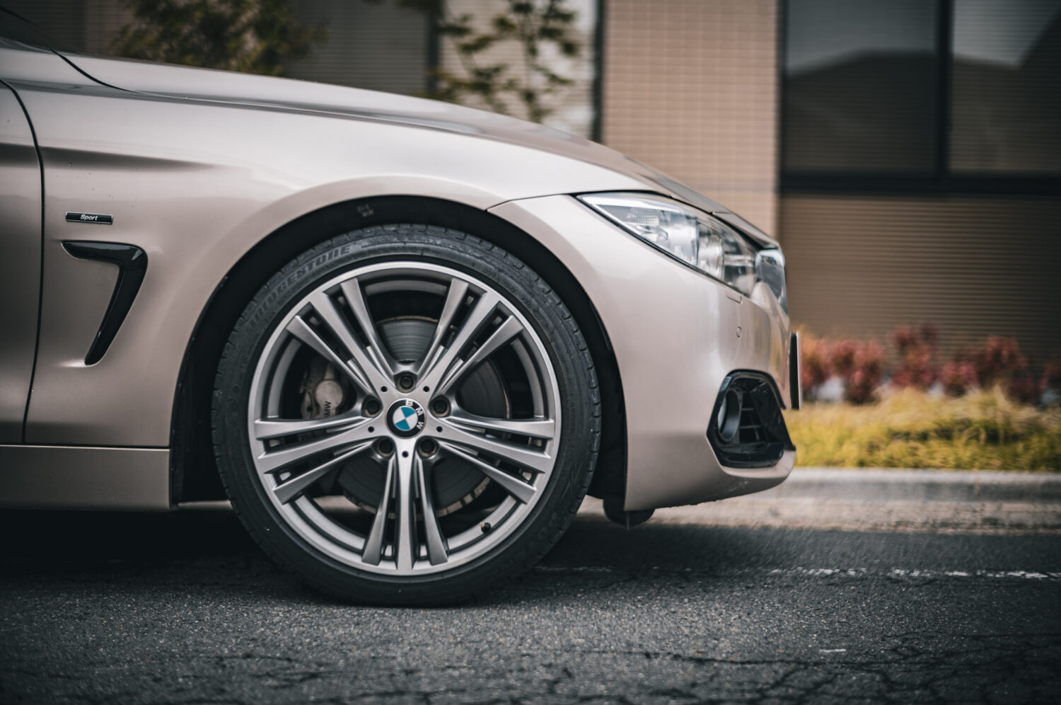 BMW・435iクーペ（2014）仕様の美に宿る、余裕という価値