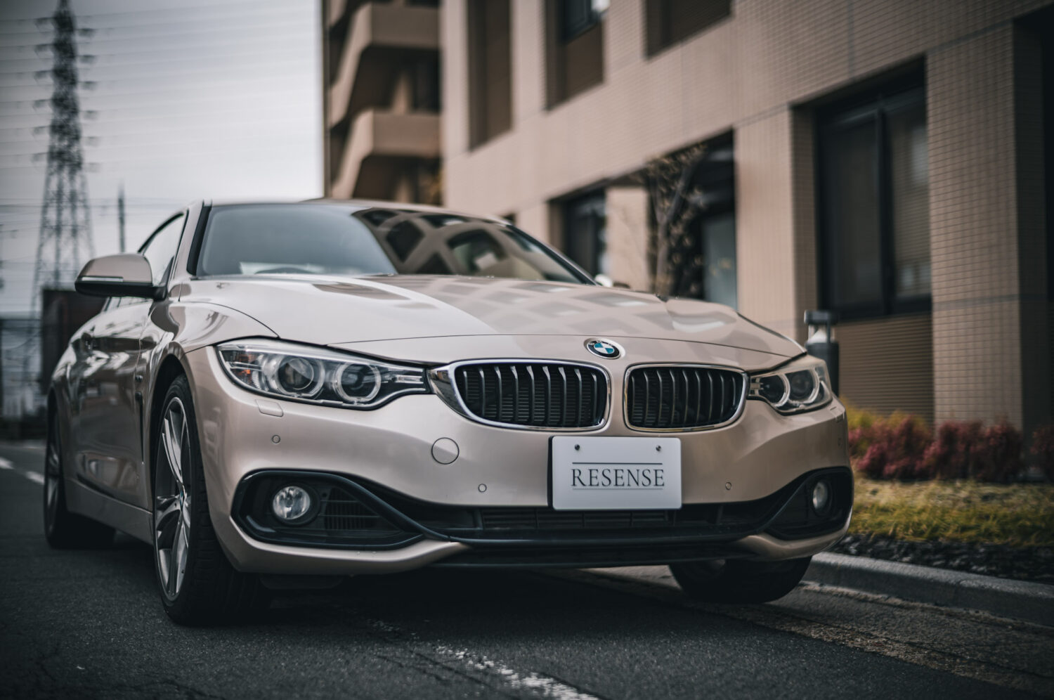 BMW・435iクーペ（2014）仕様の美に宿る、余裕という価値