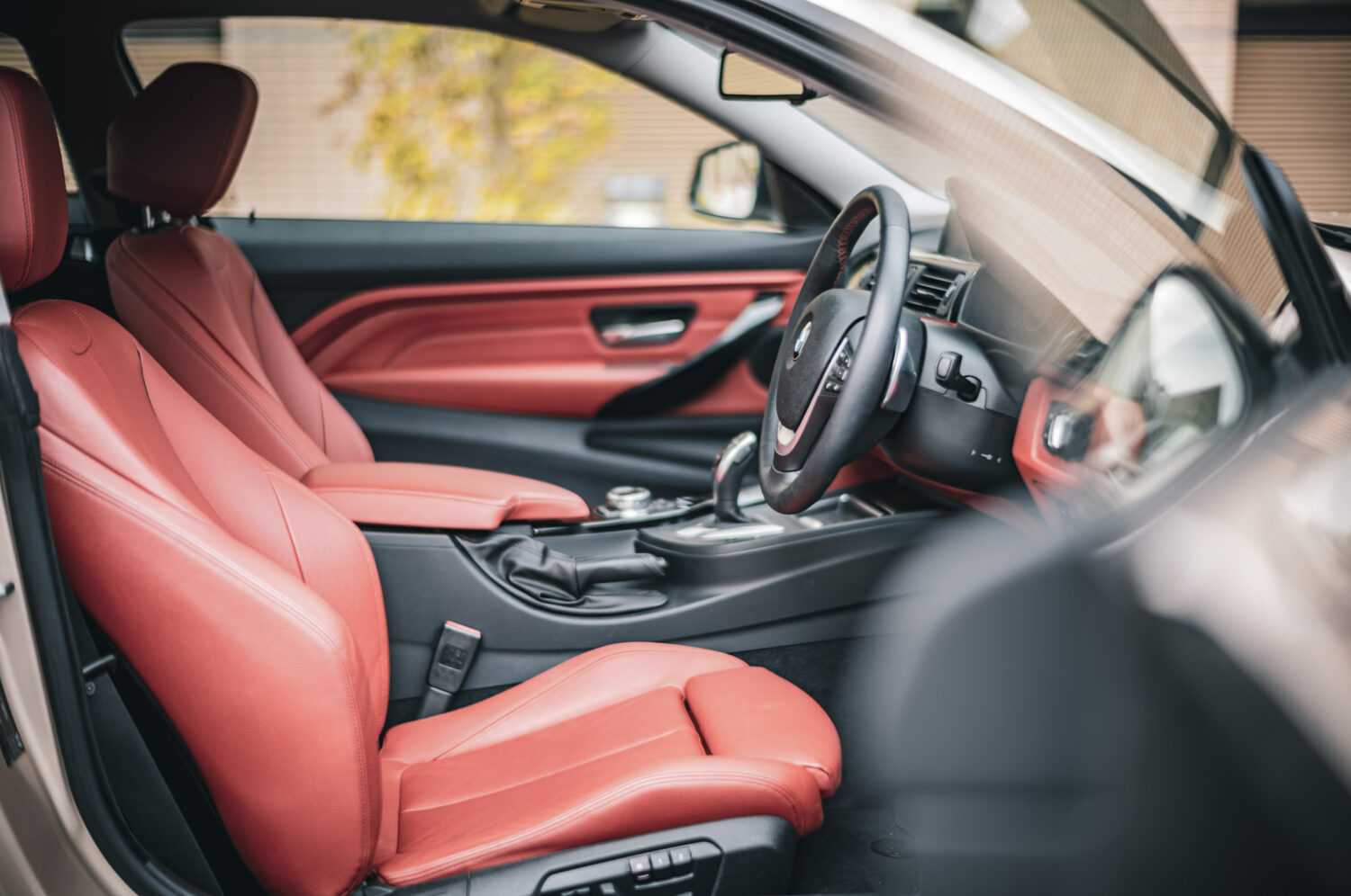 BMW・435iクーペ（2014）仕様の美に宿る、余裕という価値